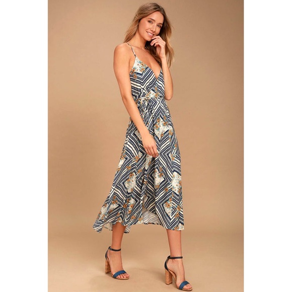 O'Neill Leelee Light Beige Print Wrap Dress, sz Medium - Picture 2 of 8